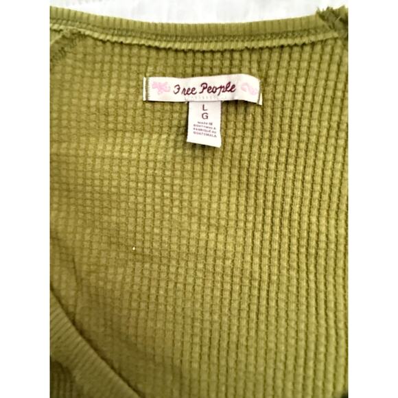 Free People Women's Large V-Neck Top Green Ferngully Waffle Pullover New - Picture 3 of 7
